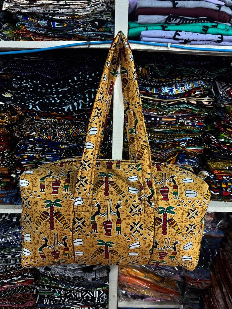 sac de voyage en tissu wax artisanal