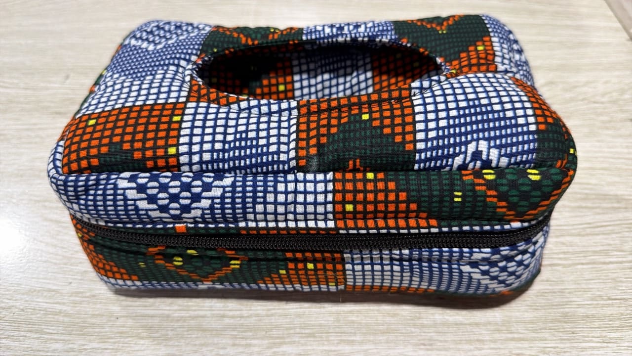 Housse de boîte à mouchoirs en tissu wax – Image 2