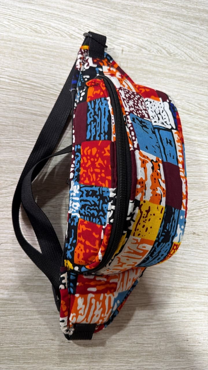 Sac banane en wax - rouge